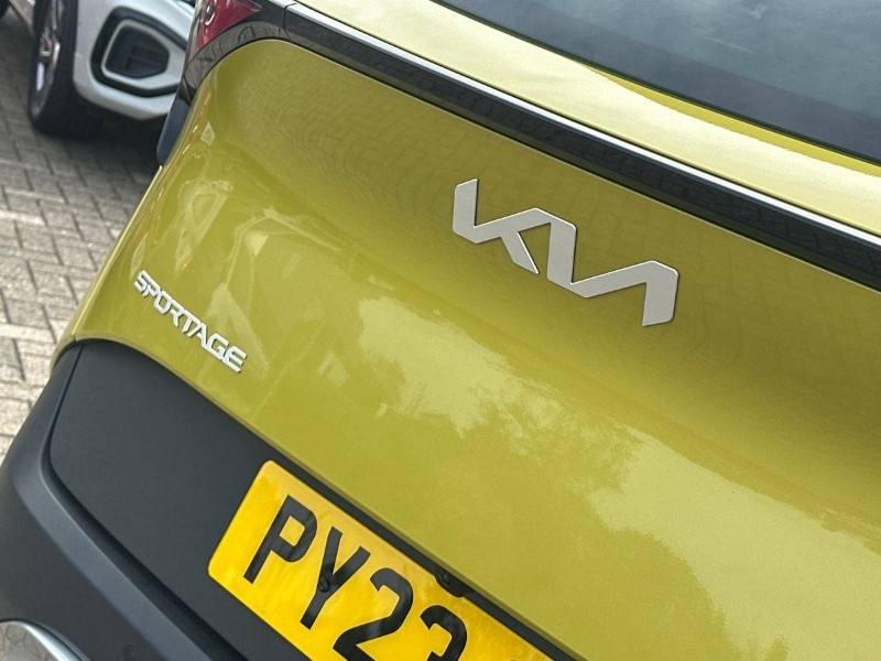 2023 (23) KIA SPORTAGE 1.6T GDi HEV 3 5dr Auto 5536641