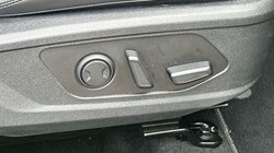 2023 (23) KIA SPORTAGE 1.6T GDi HEV 3 5dr Auto 5536619