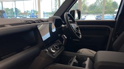 LAND ROVER DEFENDER 3.0 D250 X-Dynamic SE 110 5dr Auto 5943013
