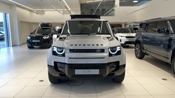 LAND ROVER DEFENDER 3.0 D250 X-Dynamic SE 110 5dr Auto 5942990