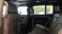LAND ROVER DEFENDER 3.0 D250 X-Dynamic SE 110 5dr Auto 5943015