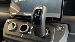 LAND ROVER DEFENDER 3.0 D250 X-Dynamic SE 110 5dr Auto 5861443