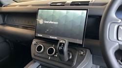 LAND ROVER DEFENDER 3.0 D250 X-Dynamic SE 110 5dr Auto 5861442