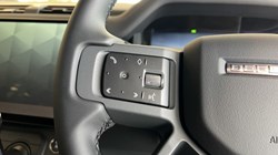 LAND ROVER DEFENDER 3.0 D250 X-Dynamic SE 110 5dr Auto 5861440