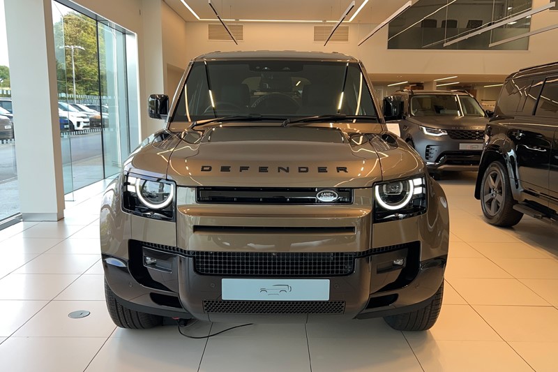  LAND ROVER DEFENDER 3.0 D250 X-Dynamic SE 110 5dr Auto 5861426