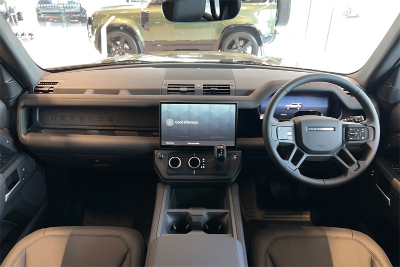  LAND ROVER DEFENDER 3.0 D250 X-Dynamic SE 110 5dr Auto 5861427