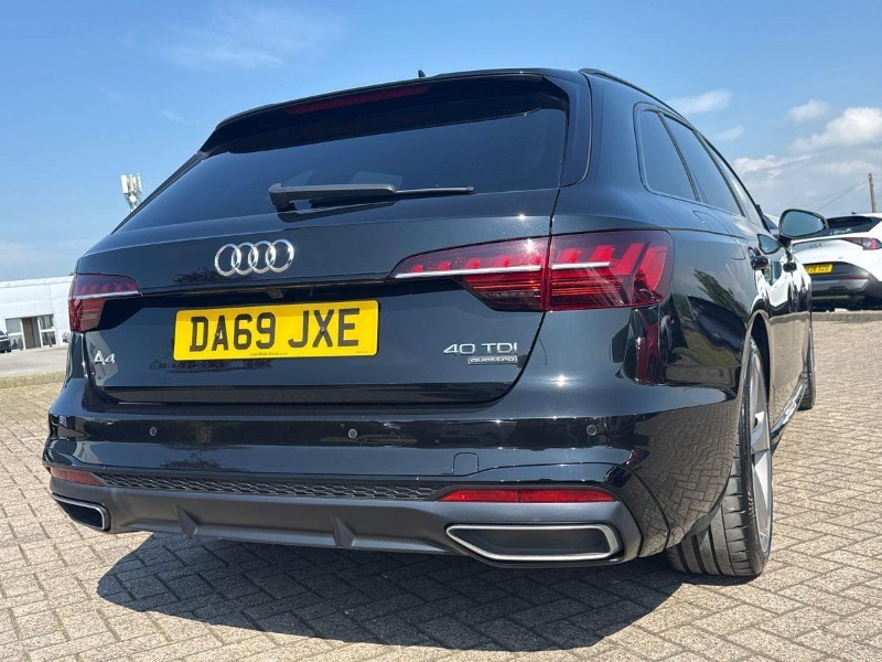 2020 (69) AUDI A4 40 TDI Quattro Black Edition 5dr S Tronic 5546417