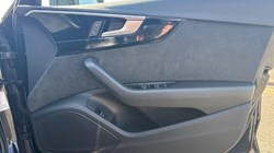 2020 (69) AUDI A4 40 TDI Quattro Black Edition 5dr S Tronic 5546389