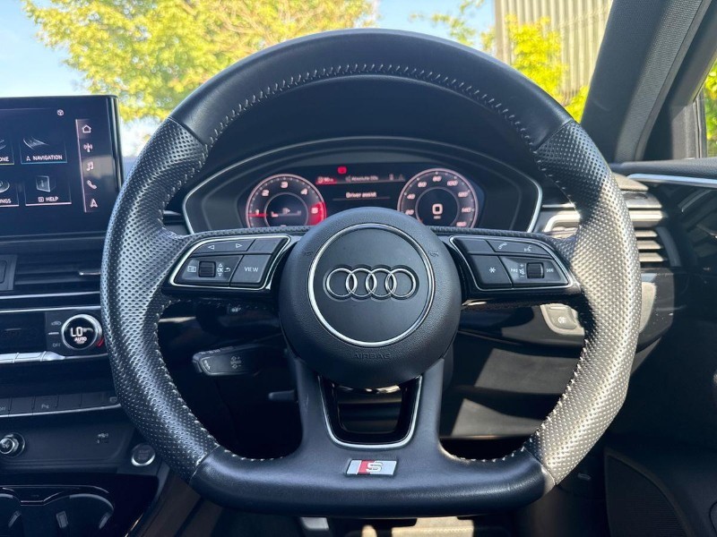 2020 (69) AUDI A4 40 TDI Quattro Black Edition 5dr S Tronic 5546395