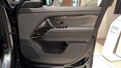 LAND ROVER RANGE ROVER SPORT 3.0 D300 Dynamic SE 5dr Auto 5942952