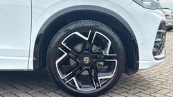 2025 (75) VOLKSWAGEN TIGUAN 1.5 eTSI 150 R-Line 5dr DSG 5680803