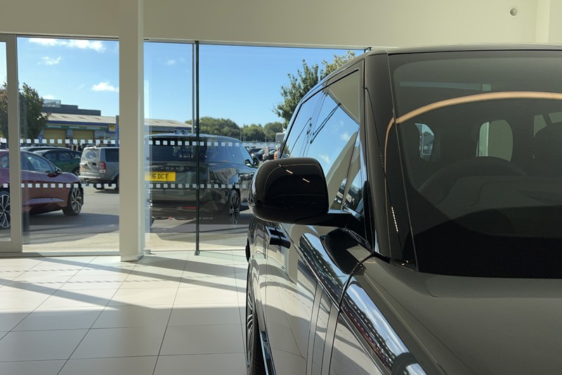  LAND ROVER RANGE ROVER 3.0 D300 Westminster Edition 4dr Auto 5853054