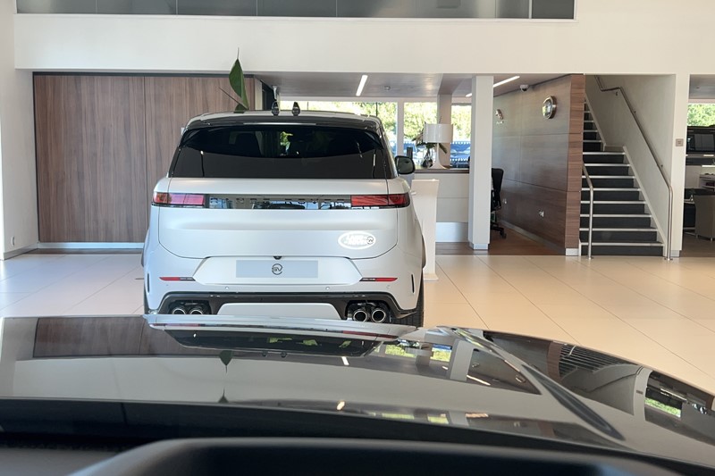  LAND ROVER RANGE ROVER 3.0 D300 Westminster Edition 4dr Auto 5853038
