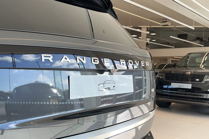  LAND ROVER RANGE ROVER 3.0 D300 Westminster Edition 4dr Auto 5853051