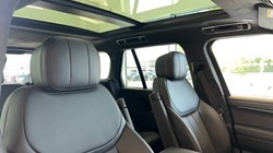 LAND ROVER RANGE ROVER 3.0 D300 Westminster Edition 4dr Auto 5853033
