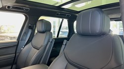 LAND ROVER RANGE ROVER 3.0 D300 Westminster Edition 4dr Auto 5853044
