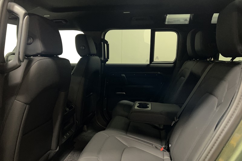  LAND ROVER DEFENDER 3.0 D250 X-Dynamic SE 110 5dr Auto 5732251