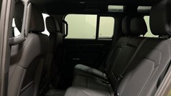 LAND ROVER DEFENDER 3.0 D250 X-Dynamic SE 110 5dr Auto 5732214