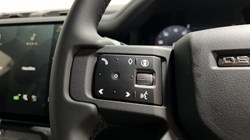LAND ROVER DEFENDER 3.0 D250 X-Dynamic SE 110 5dr Auto 5732232