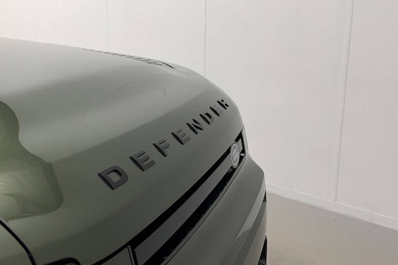  LAND ROVER DEFENDER 3.0 D250 X-Dynamic SE 110 5dr Auto 5732263
