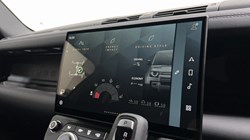 LAND ROVER DEFENDER 3.0 D250 X-Dynamic SE 110 5dr Auto 5732238