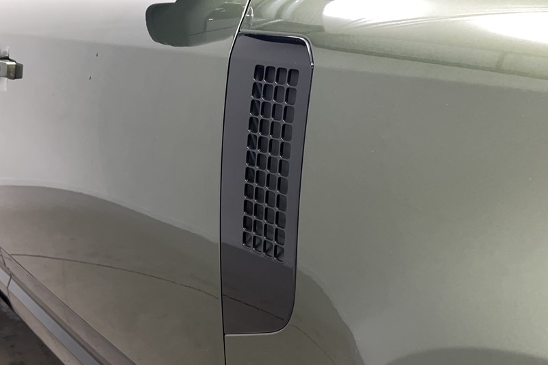  LAND ROVER DEFENDER 3.0 D250 X-Dynamic SE 110 5dr Auto 5732261