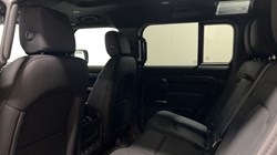 LAND ROVER DEFENDER 3.0 D250 X-Dynamic SE 110 5dr Auto 5732247