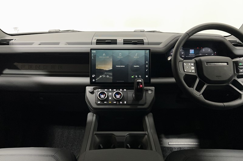  LAND ROVER DEFENDER 3.0 D250 X-Dynamic SE 110 5dr Auto 5732220
