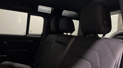 LAND ROVER DEFENDER 3.0 D250 X-Dynamic SE 110 5dr Auto 5732248