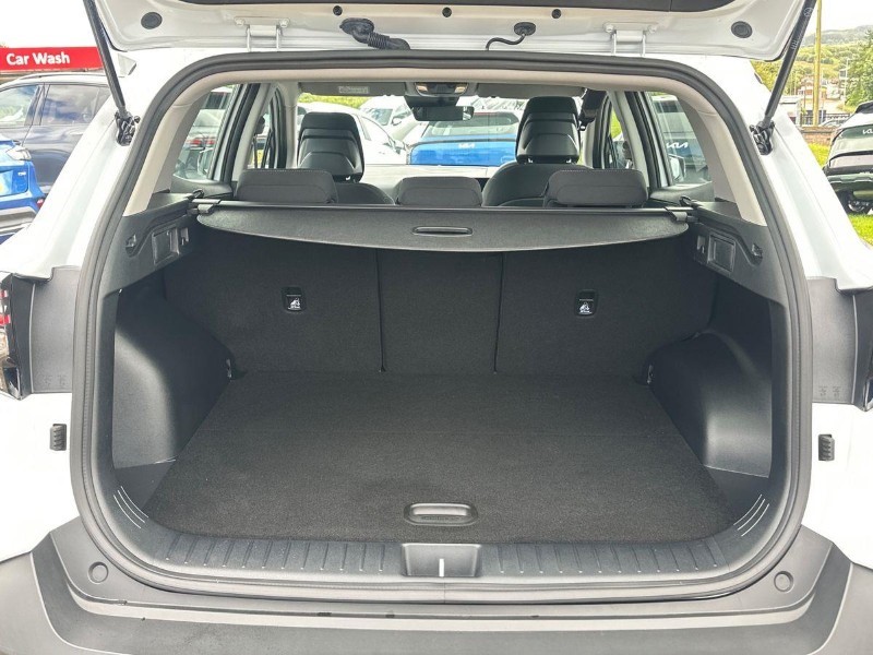 2025 (75) KIA SPORTAGE 1.6T GDi HEV Pure 5dr Auto 5568942