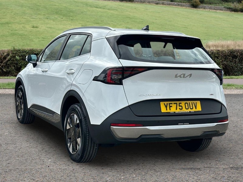 2025 (75) KIA SPORTAGE 1.6T GDi HEV Pure 5dr Auto 5568913