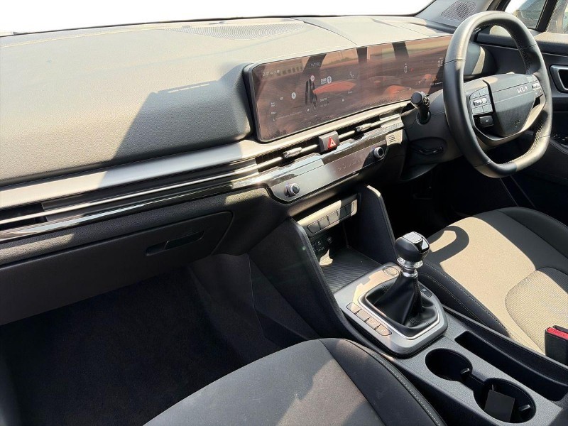2025 (75) KIA SPORTAGE 1.6T GDi Pure 5dr 5624107