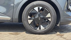 2025 (75) KIA SPORTAGE 1.6T GDi Pure 5dr 5624110