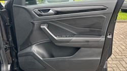 2025 (75) VOLKSWAGEN T-ROC 1.5 TSI R-Line 5dr 5555075