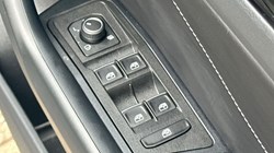 2025 (75) VOLKSWAGEN T-ROC 1.5 TSI R-Line 5dr 5555077