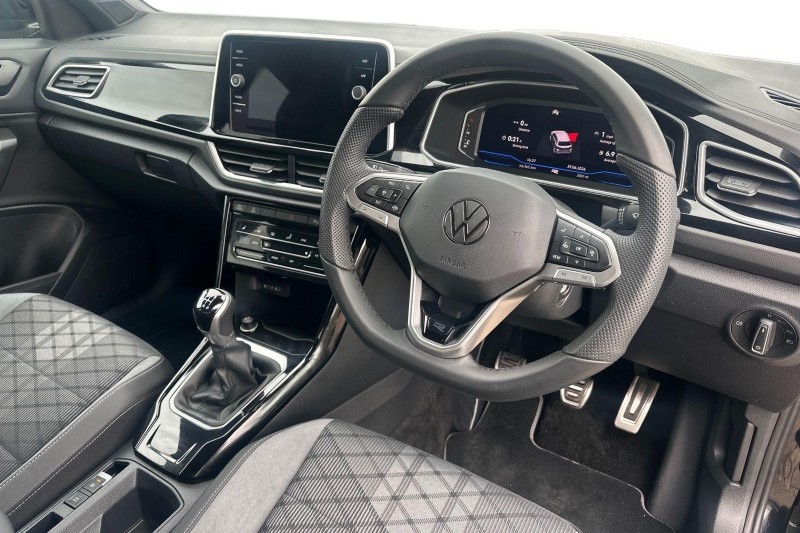 2025 (75) VOLKSWAGEN T-ROC 1.5 TSI R-Line 5dr 5555069