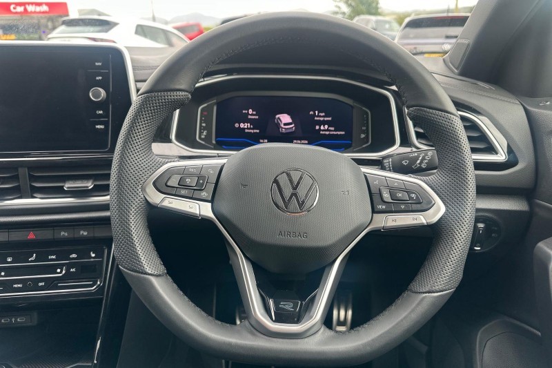 2025 (75) VOLKSWAGEN T-ROC 1.5 TSI R-Line 5dr 5555081