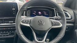 2025 (75) VOLKSWAGEN T-ROC 1.5 TSI R-Line 5dr 5555081