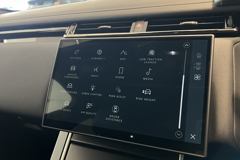 LAND ROVER RANGE ROVER VELAR 2.0 D200 MHEV Belgravia Edition 5dr Auto 5917646