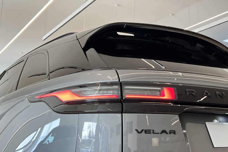  LAND ROVER RANGE ROVER VELAR 2.0 D200 MHEV Belgravia Edition 5dr Auto 5917659