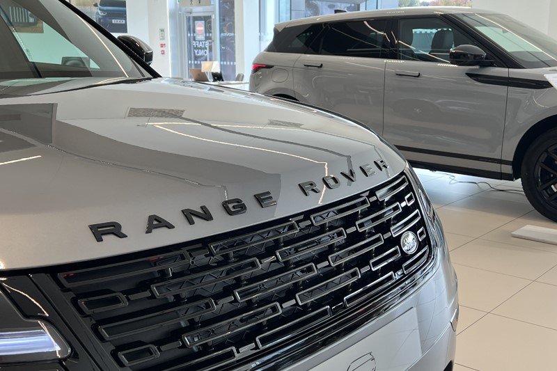  LAND ROVER RANGE ROVER VELAR 2.0 D200 MHEV Belgravia Edition 5dr Auto 5917668