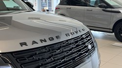 LAND ROVER RANGE ROVER VELAR 2.0 D200 MHEV Belgravia Edition 5dr Auto 5917668
