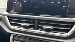 2024 (24) VOLKSWAGEN T-ROC 1.5 TSI Style 5dr DSG 5566408