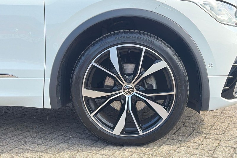 2023 (23) VOLKSWAGEN TIGUAN 1.5 TSI 150 R-Line 5dr DSG 5641128