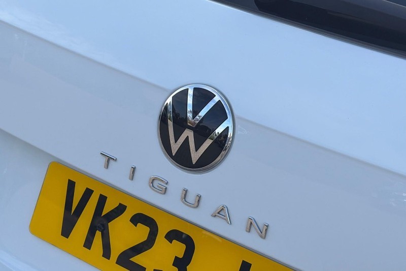 2023 (23) VOLKSWAGEN TIGUAN 1.5 TSI 150 R-Line 5dr DSG 5641162