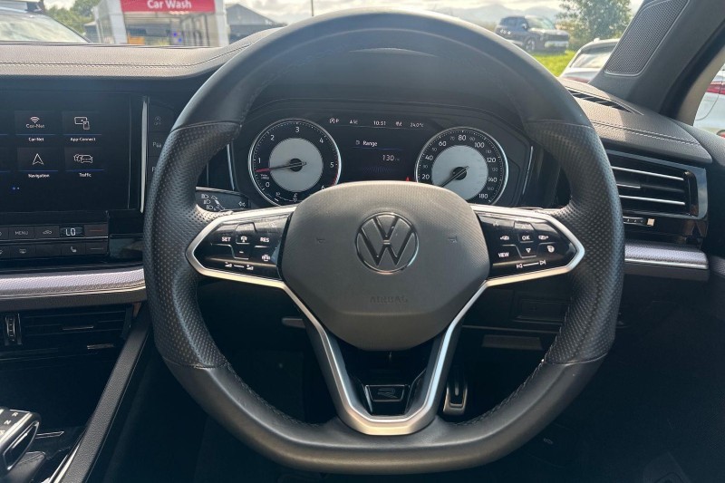 2023 (23) VOLKSWAGEN TOUAREG 3.0 V6 TDI 4Motion R-Line 5dr Tip Auto 5589203