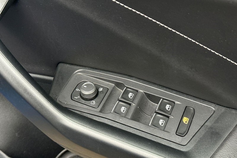 2022 (22) VOLKSWAGEN T-ROC 1.5 TSI Style 5dr 5585343