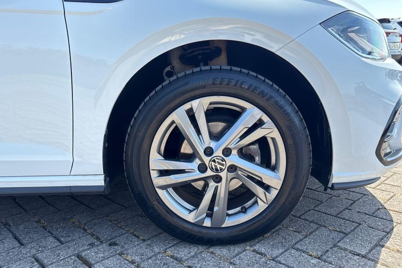 2022 (72) VOLKSWAGEN POLO 1.0 TSI R-Line 5dr 5598339