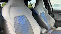 2025 (75) VOLKSWAGEN GOLF 2.0 TSI 333 R 4Motion 5dr DSG 5621383