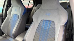 2025 (75) VOLKSWAGEN GOLF 2.0 TSI 333 R 4Motion 5dr DSG 5621398